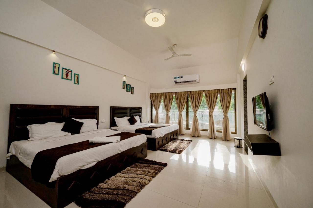 The Retreat-Glasshouse Bungalow Igatpuri Luaran gambar