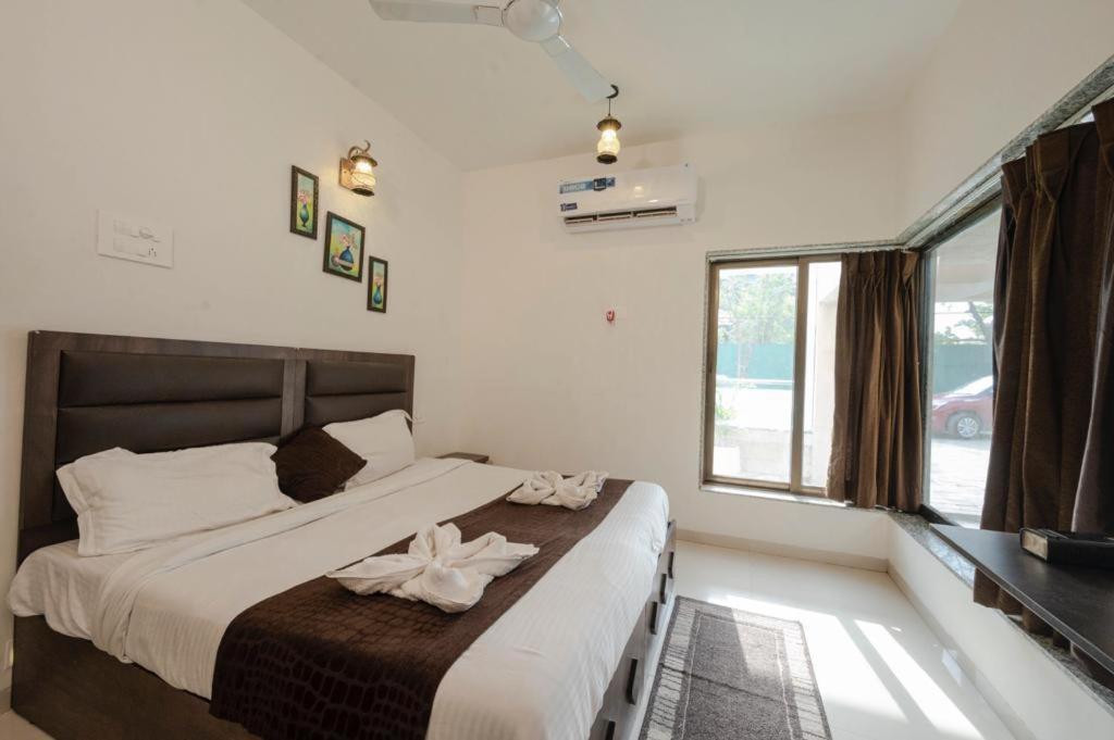 The Retreat-Glasshouse Bungalow Igatpuri Luaran gambar